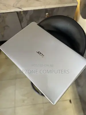 Laptop Acer Aspire V5-551 6GB AMD A6 HDD 500GB