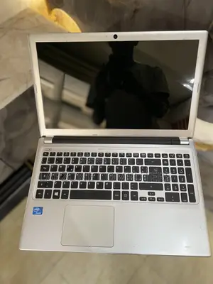 Laptop Acer Aspire V5-551 6GB AMD A6 HDD 500GB
