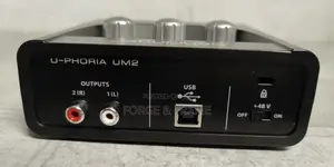 Behringer U-Phoria UM2 USB Audio Interface