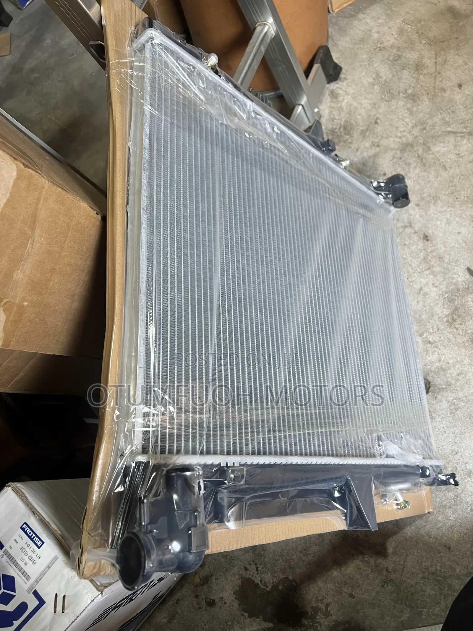 Mitsubishi L200 2007 2008 2009 2010-2013 Radiator (Water Tank)