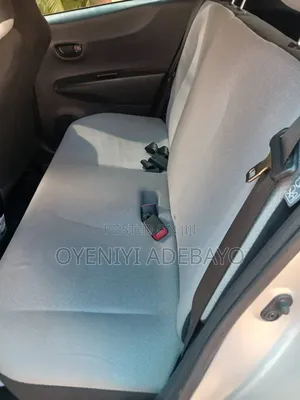Toyota Vitz 2012 Silver