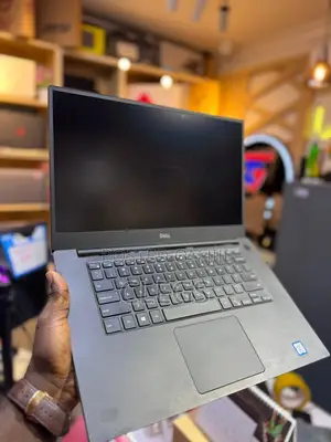 Laptop Dell XPS 15 7590 32GB Intel Core i7 SSD 512GB