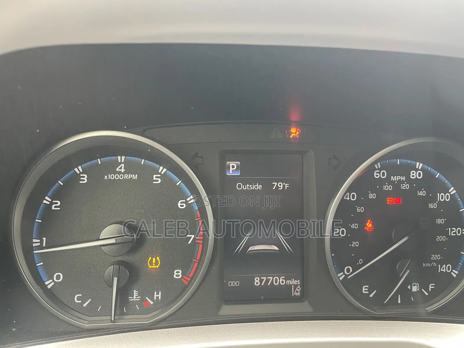 Toyota RAV4 LE 4dr SUV AWD (2.5L 4cyl 6A) 2018 Gray