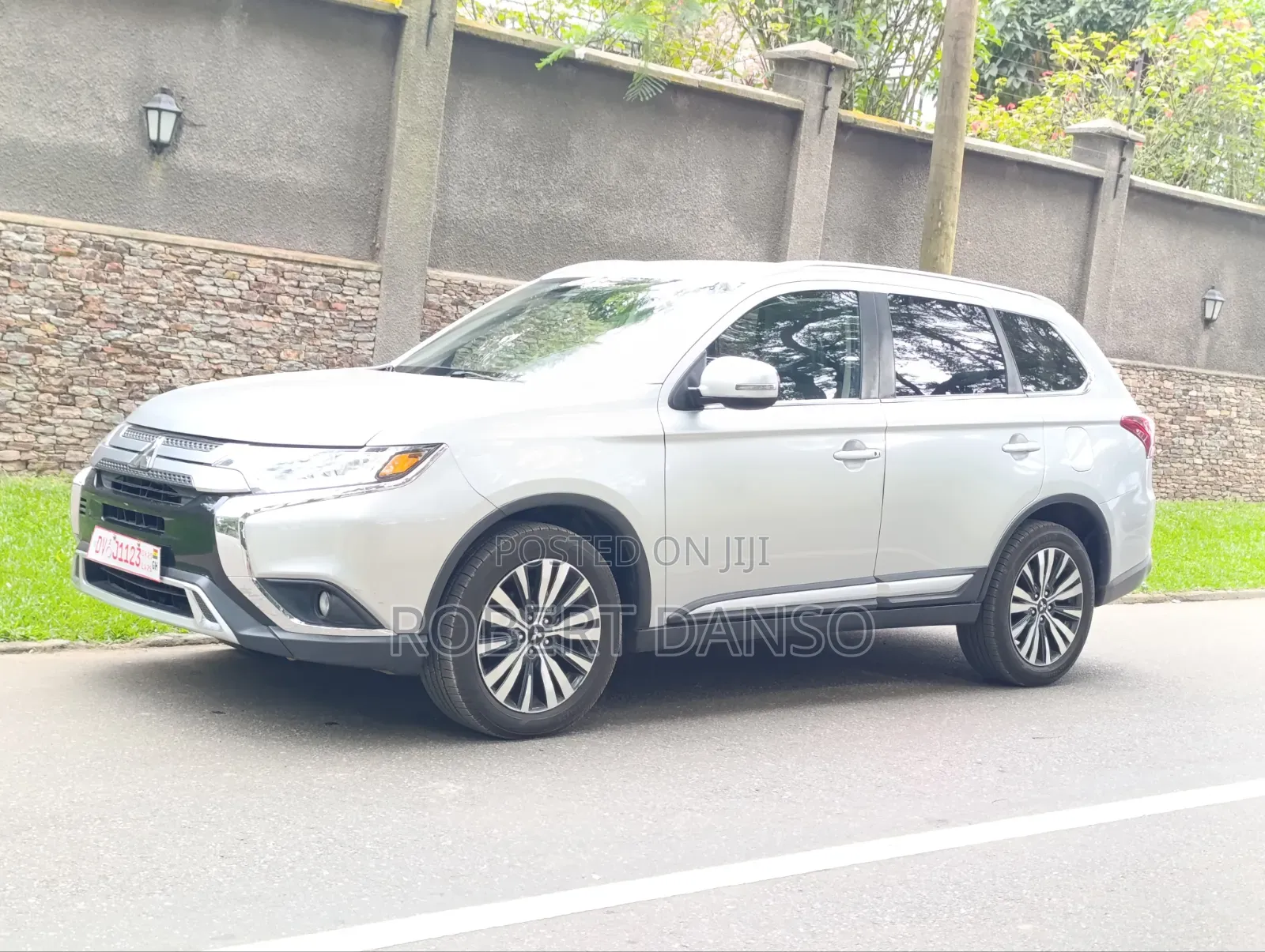 Mitsubishi Outlander SEL S-AWC 2020 Silver