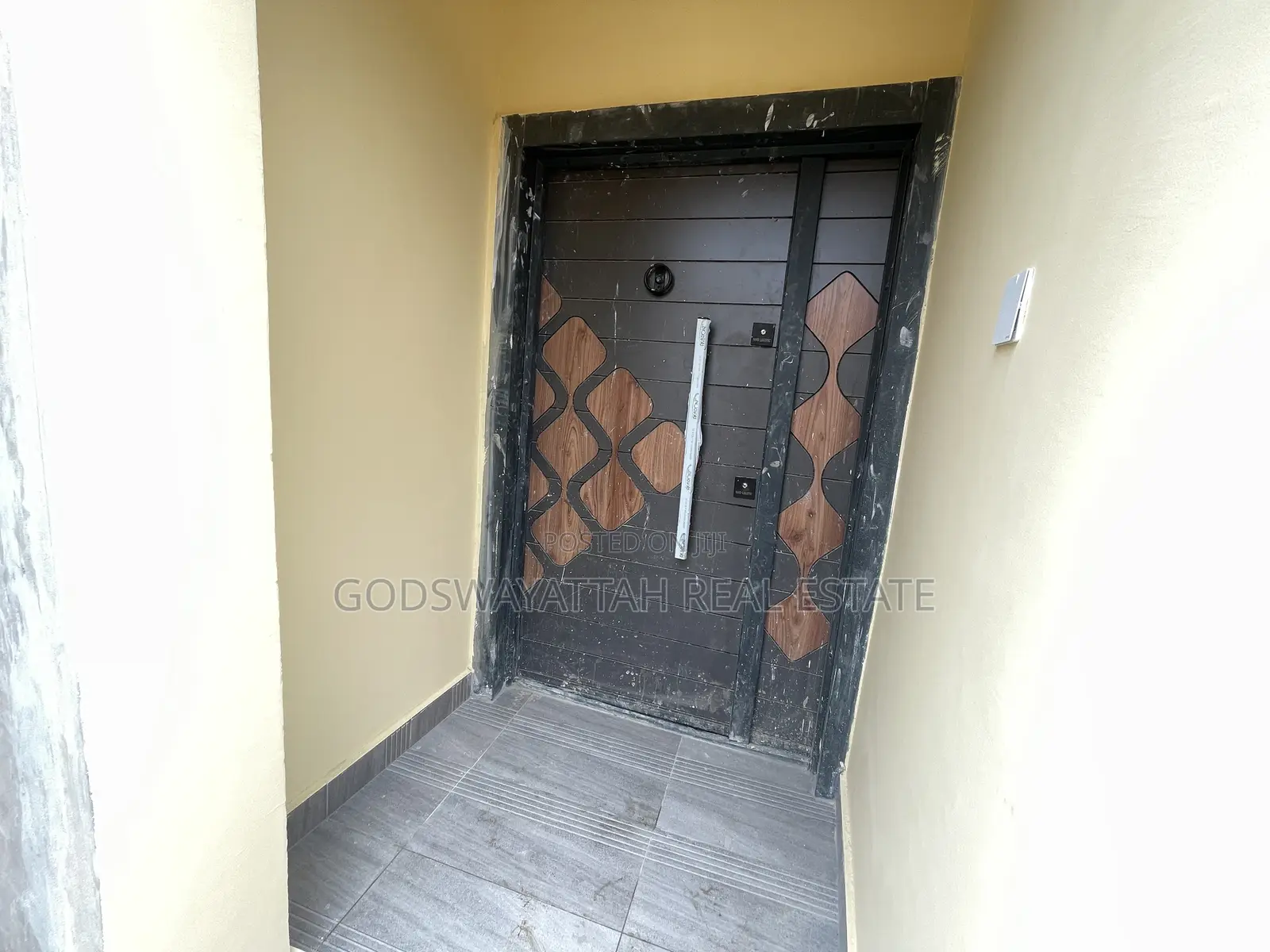 3bdrm Apartment in East Legon, Adjiriganor for rent