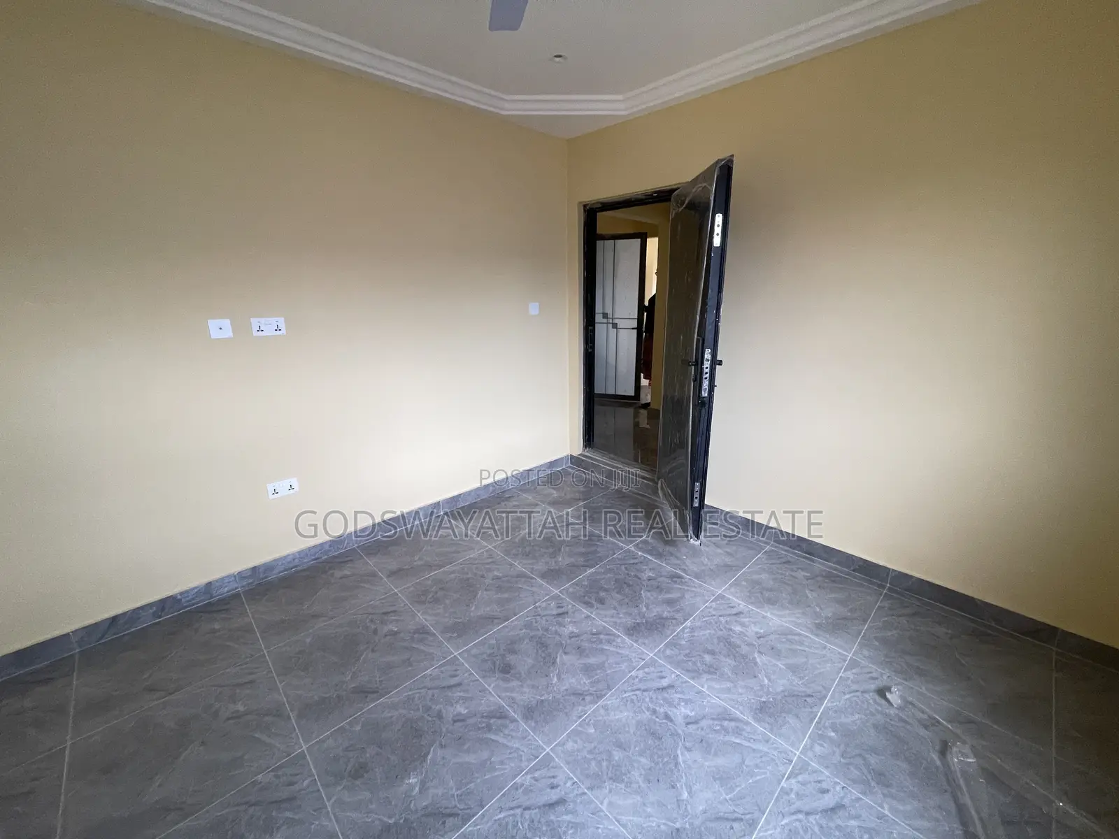 3bdrm Apartment in East Legon, Adjiriganor for rent