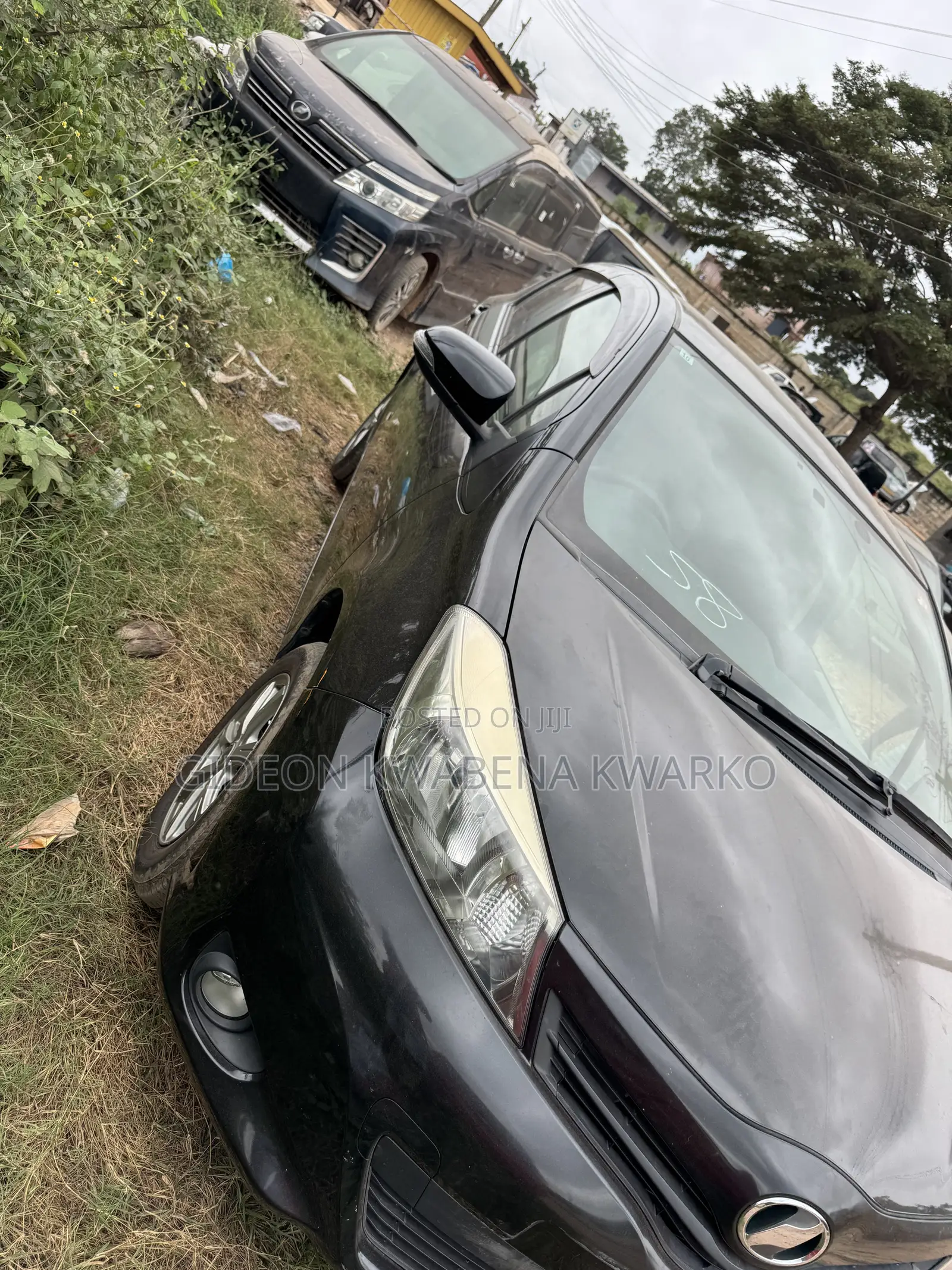 Toyota Vitz 1.3 AWD 5dr 2013 Black