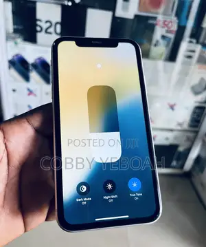 Apple iPhone XR 128 GB White