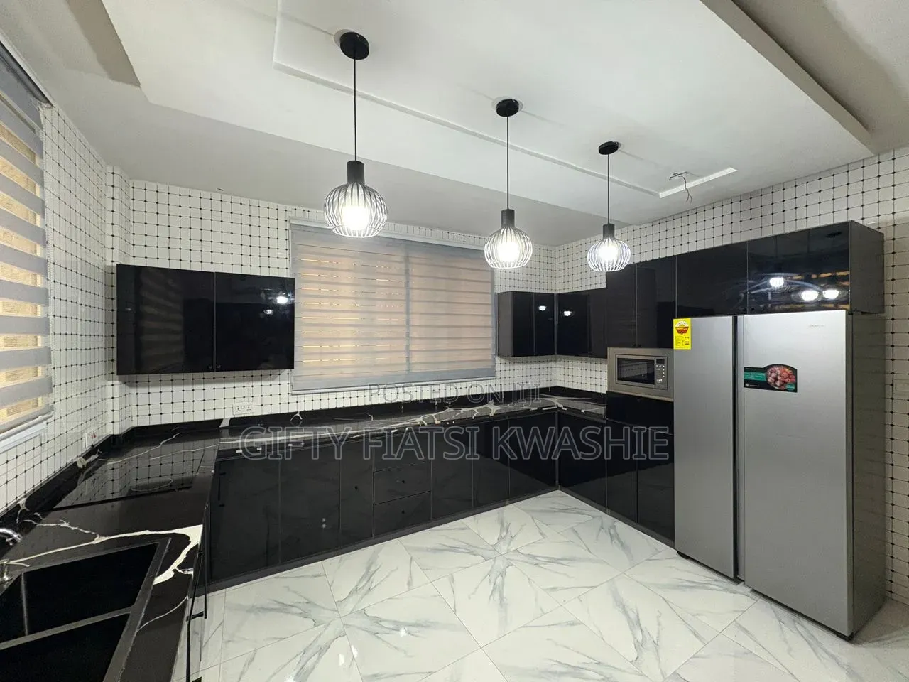 6bdrm House in Abrepo, Kumasi Metropolitan for sale