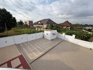 6bdrm House in Abrepo, Kumasi Metropolitan for sale