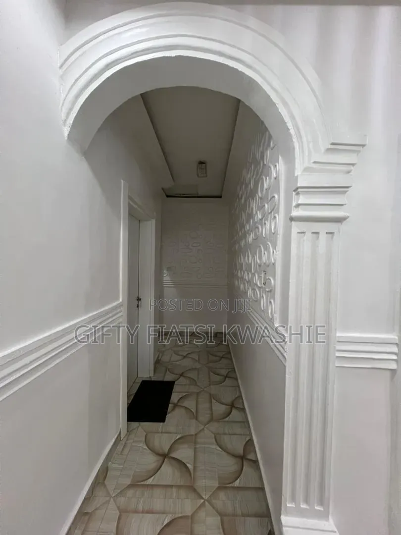 6bdrm House in Abrepo, Kumasi Metropolitan for sale