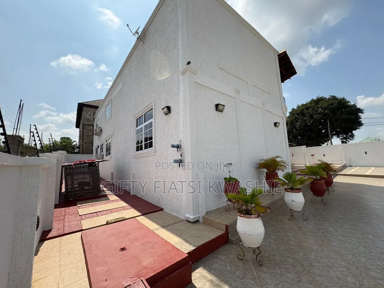 6bdrm House in Abrepo, Kumasi Metropolitan for sale