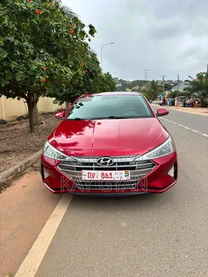 Hyundai Elantra 2020 Red
