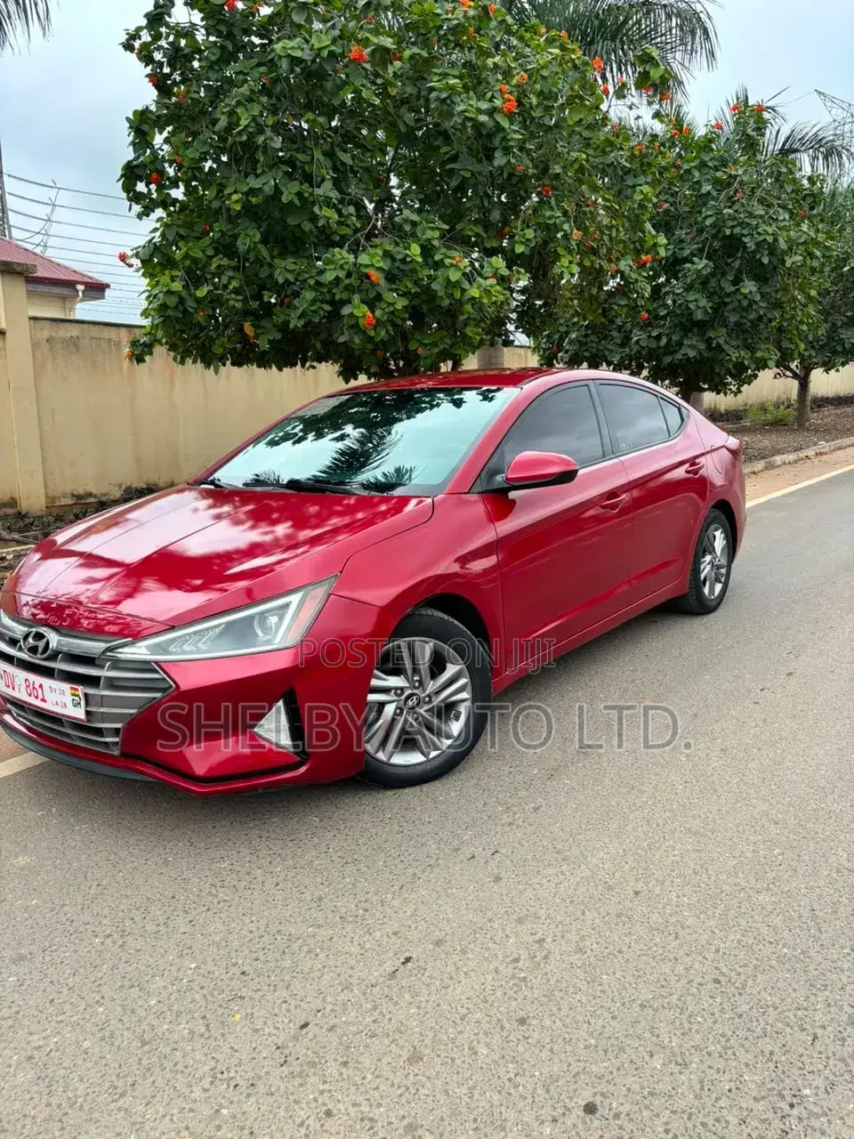 Hyundai Elantra 2019 Red