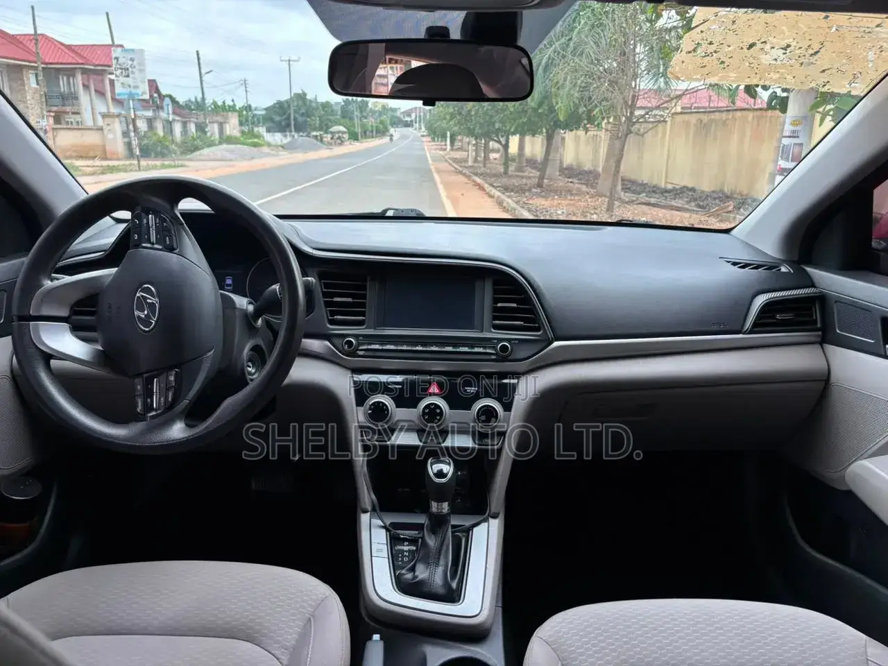 Hyundai Elantra 2019 Red