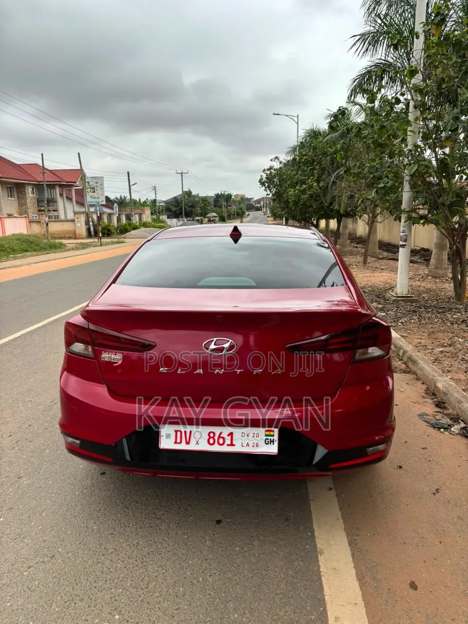 Hyundai Elantra 2020 Red