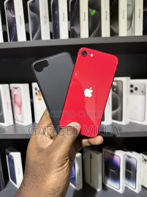 Apple iPhone SE (2020) 64 GB Red