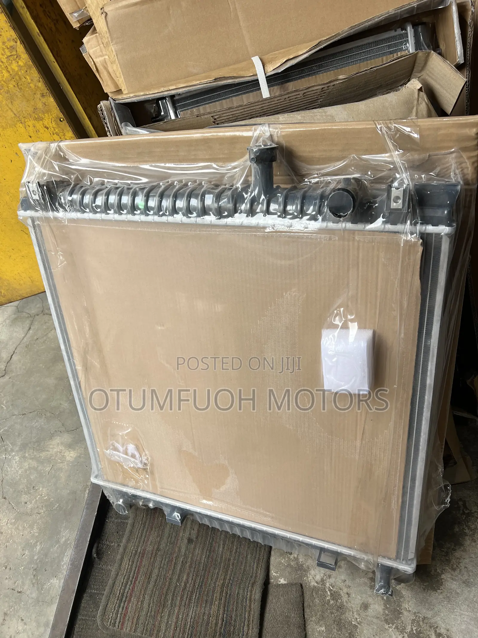 Nissan Amanda/ Titan 2007 2008 2009 Radiator (Water Tank)