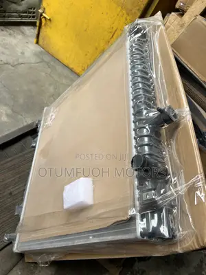 Nissan Amanda/ Titan 2007 2008 2009 Radiator (Water Tank)