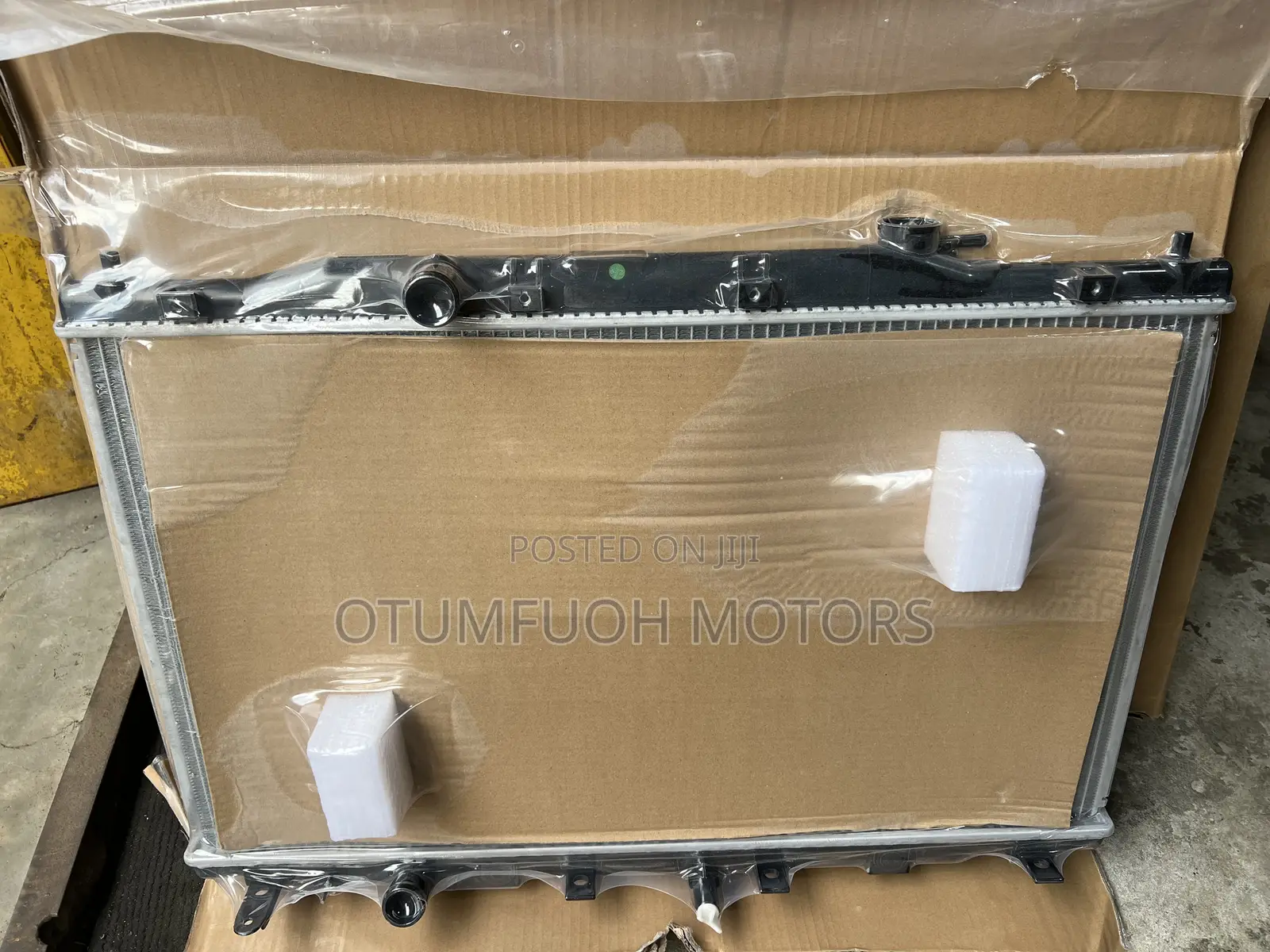 Honda CR-V 2012 2013 2014 2015 2016 Radiator (Water Tank)