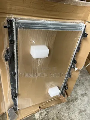 Honda CR-V 2012 2013 2014 2015 2016 Radiator (Water Tank)