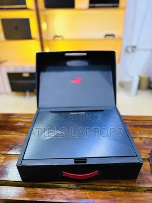Laptop Asus ROG Strix G15 16GB Intel Core i7 SSD 512GB