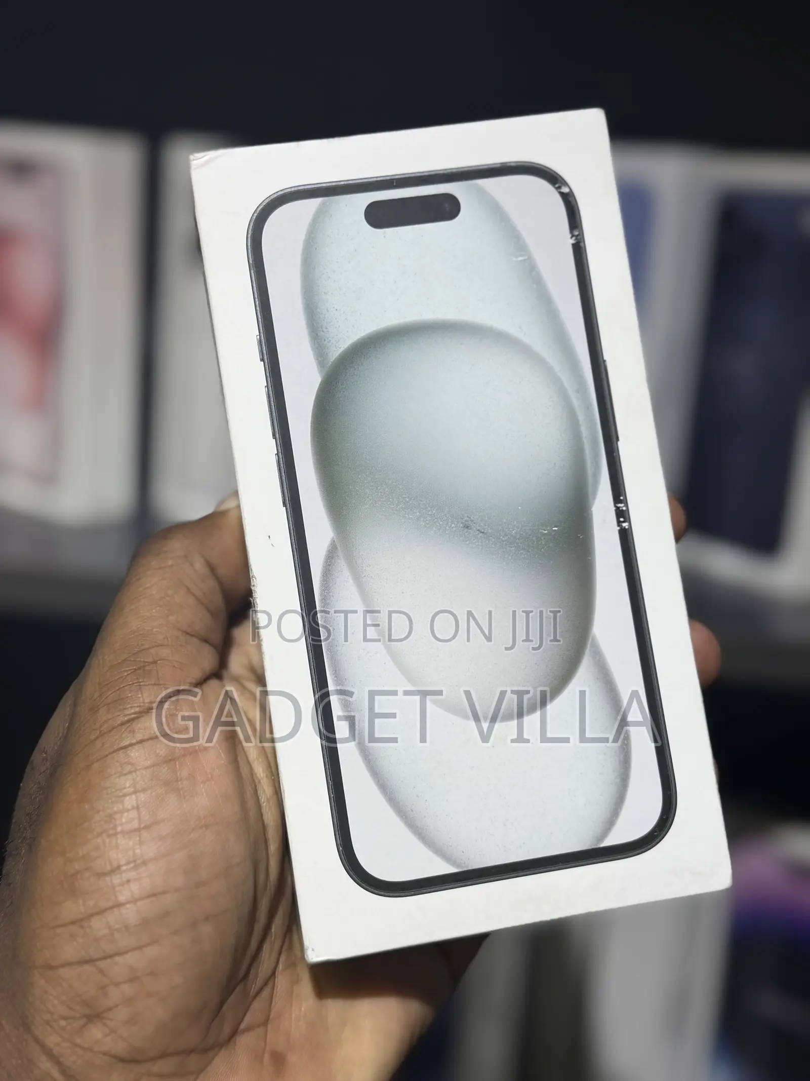 New Apple iPhone 15 128 GB Black