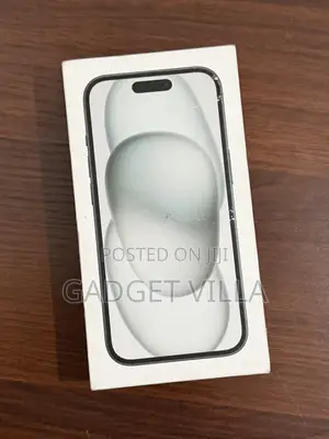 New Apple iPhone 15 128 GB Black