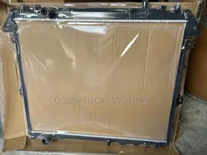 Toyota Hilux Vigo 2012 2013 2014 Radiator (Water Tank)