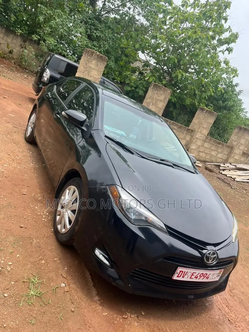 Toyota Corolla LE 4dr Sedan (1.8L 4cyl CVT) 2015 Black