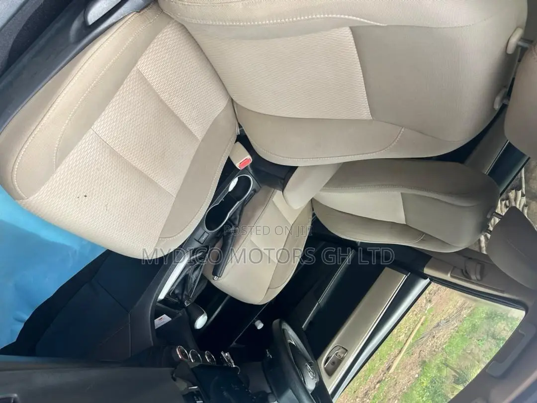 Toyota Corolla LE 4dr Sedan (1.8L 4cyl CVT) 2015 Black