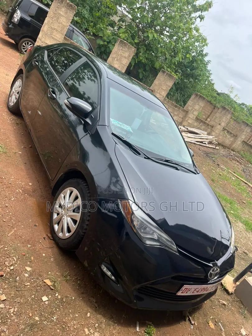 Toyota Corolla LE 4dr Sedan (1.8L 4cyl CVT) 2015 Black
