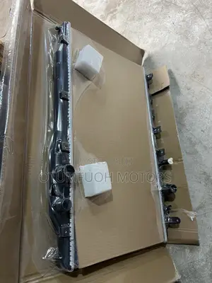 Honda Civic 2006 2007 2008 2009 2010 Radiator (Water Tank)