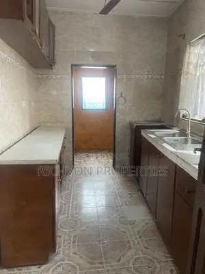2bdrm Apartment in Richvon, Baatsona Total for rent