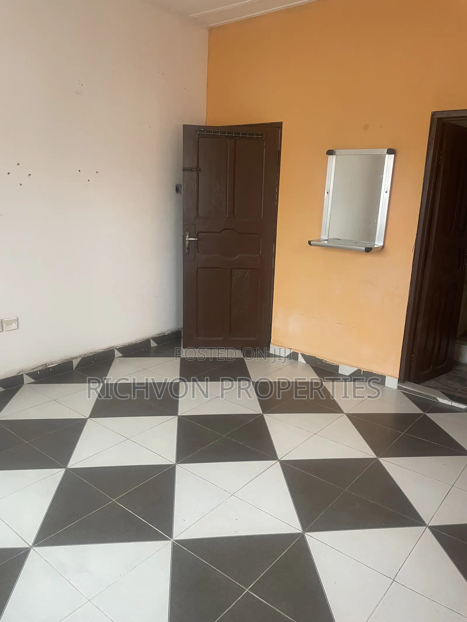 2bdrm Apartment in Richvon, Baatsona Total for rent