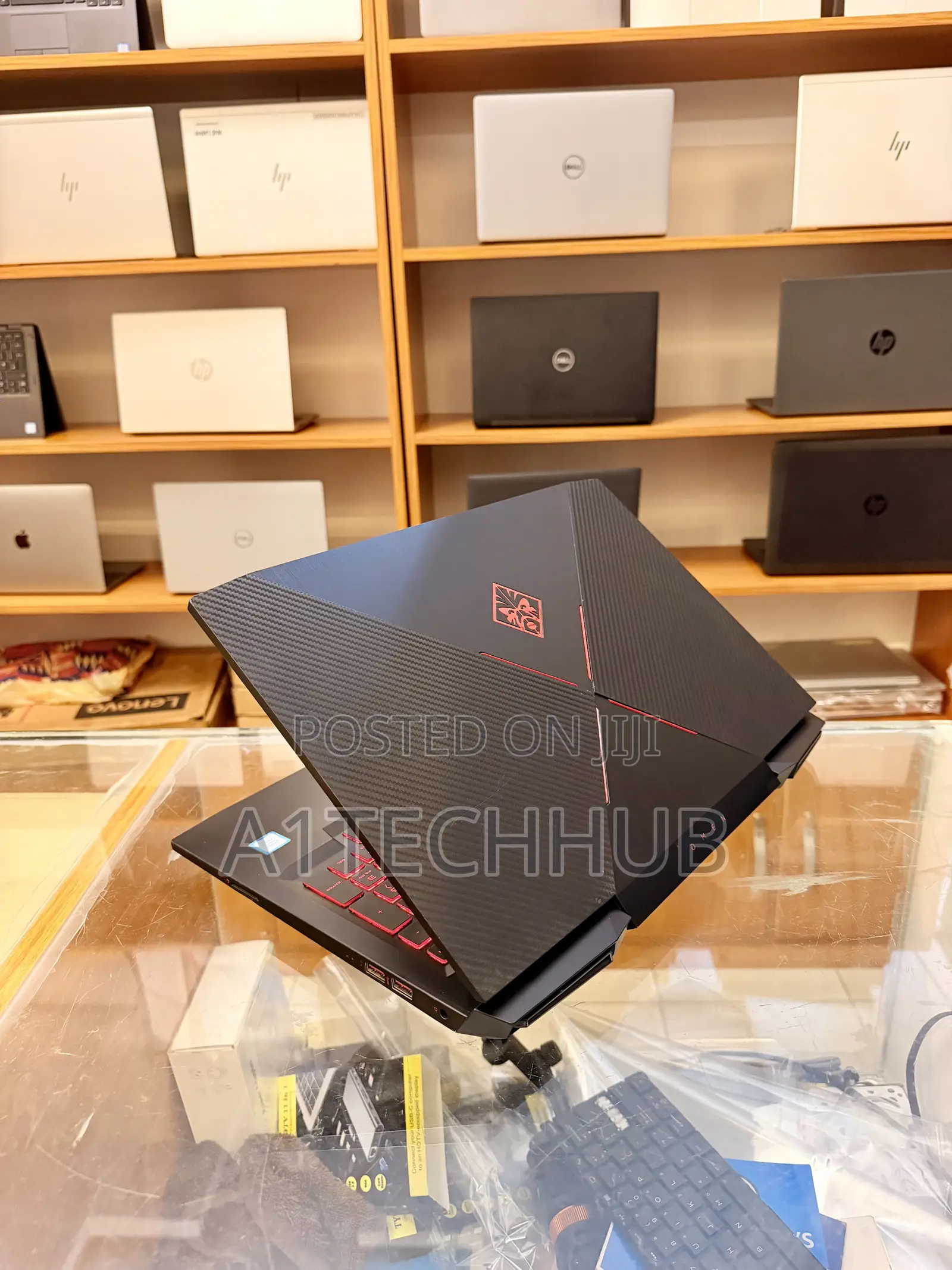 Laptop HP Omen 15 16GB Intel Core i7 HDD+SSD 256GB