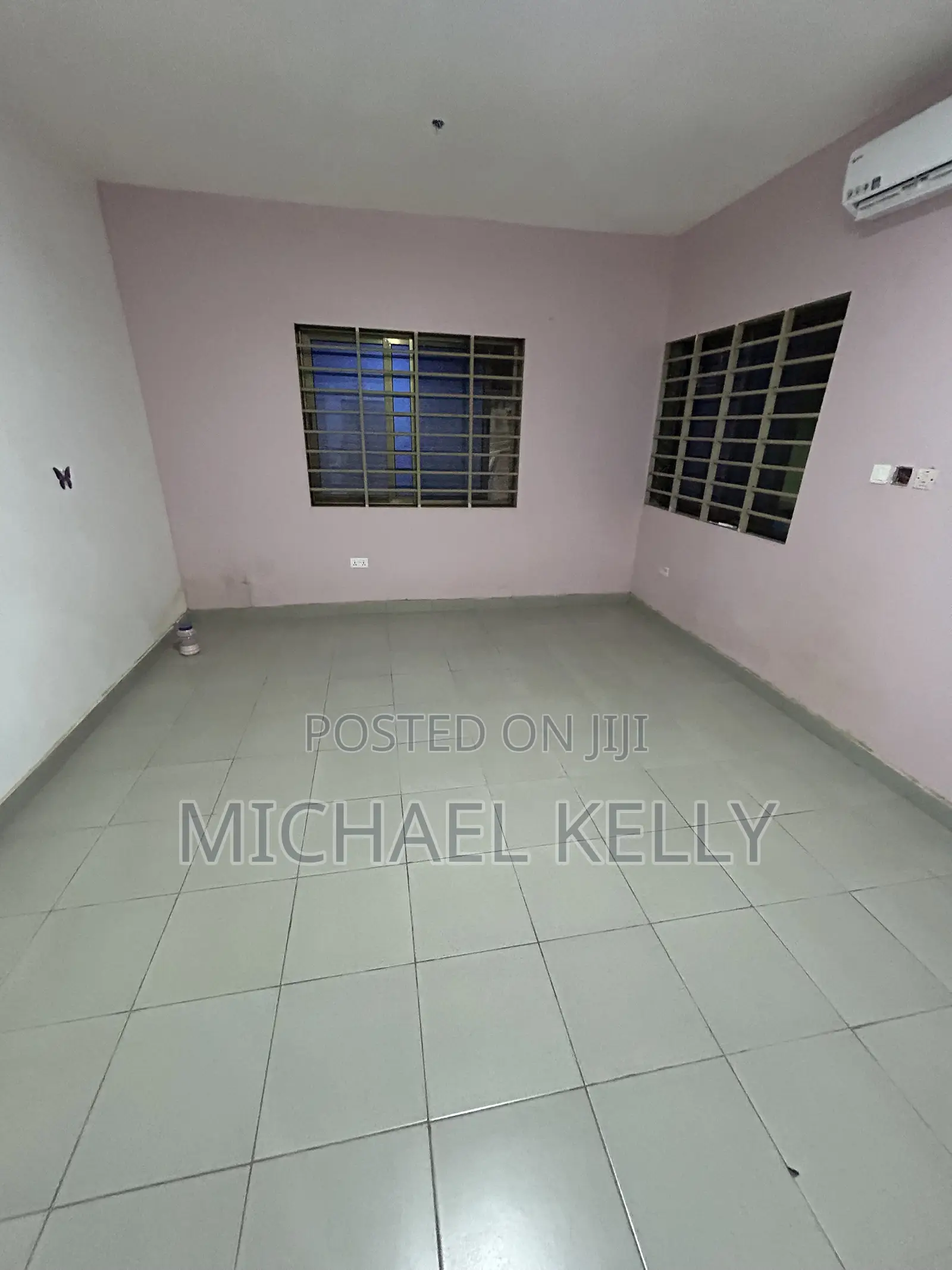 6bdrm Shared Apartment in Ashomang Estate for rent