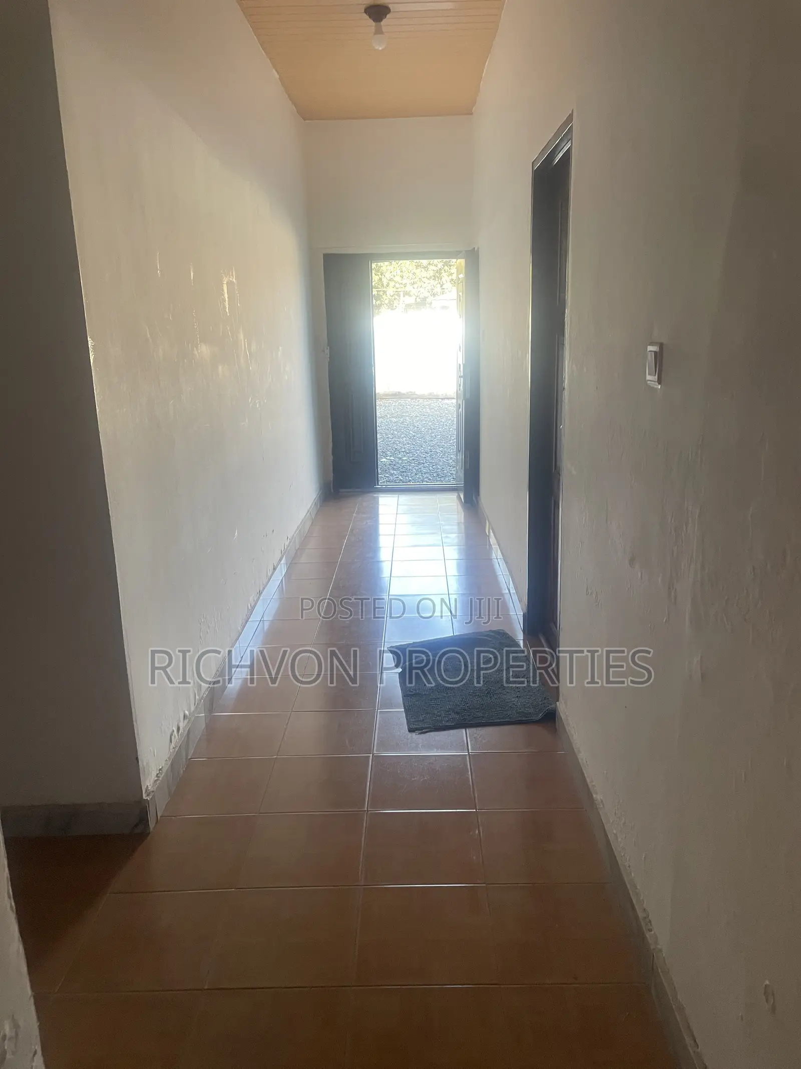 1bdrm Apartment in Richvon, Baatsona Total for rent