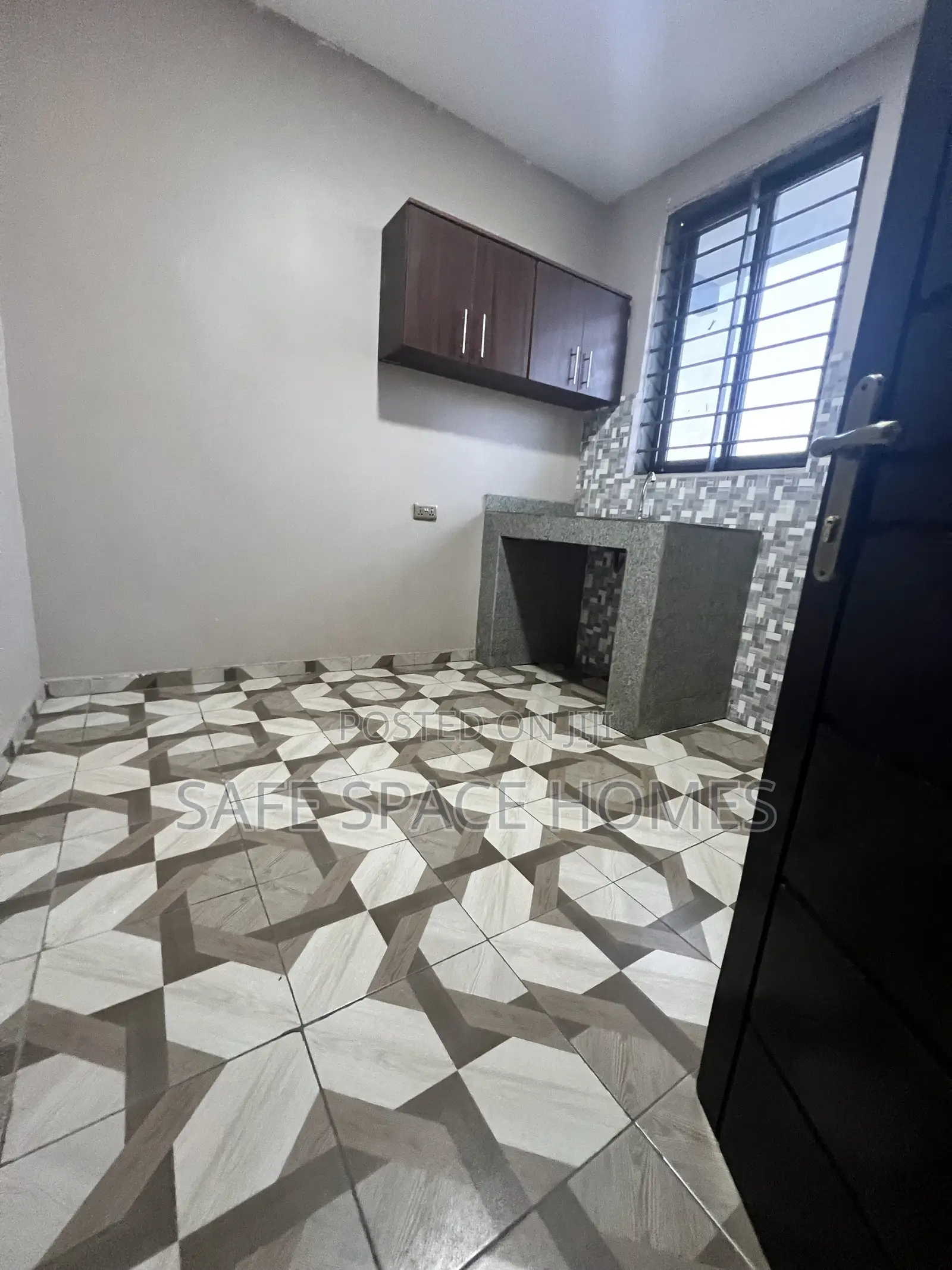 2bdrm Apartment in Tseaddo for rent