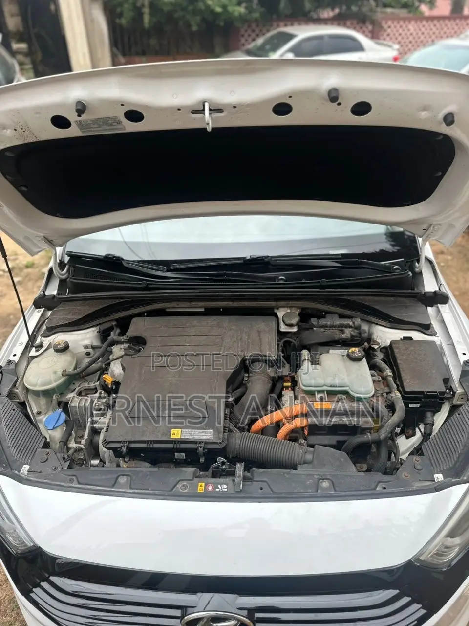Hyundai Ioniq Limited Hybrid 2017 White
