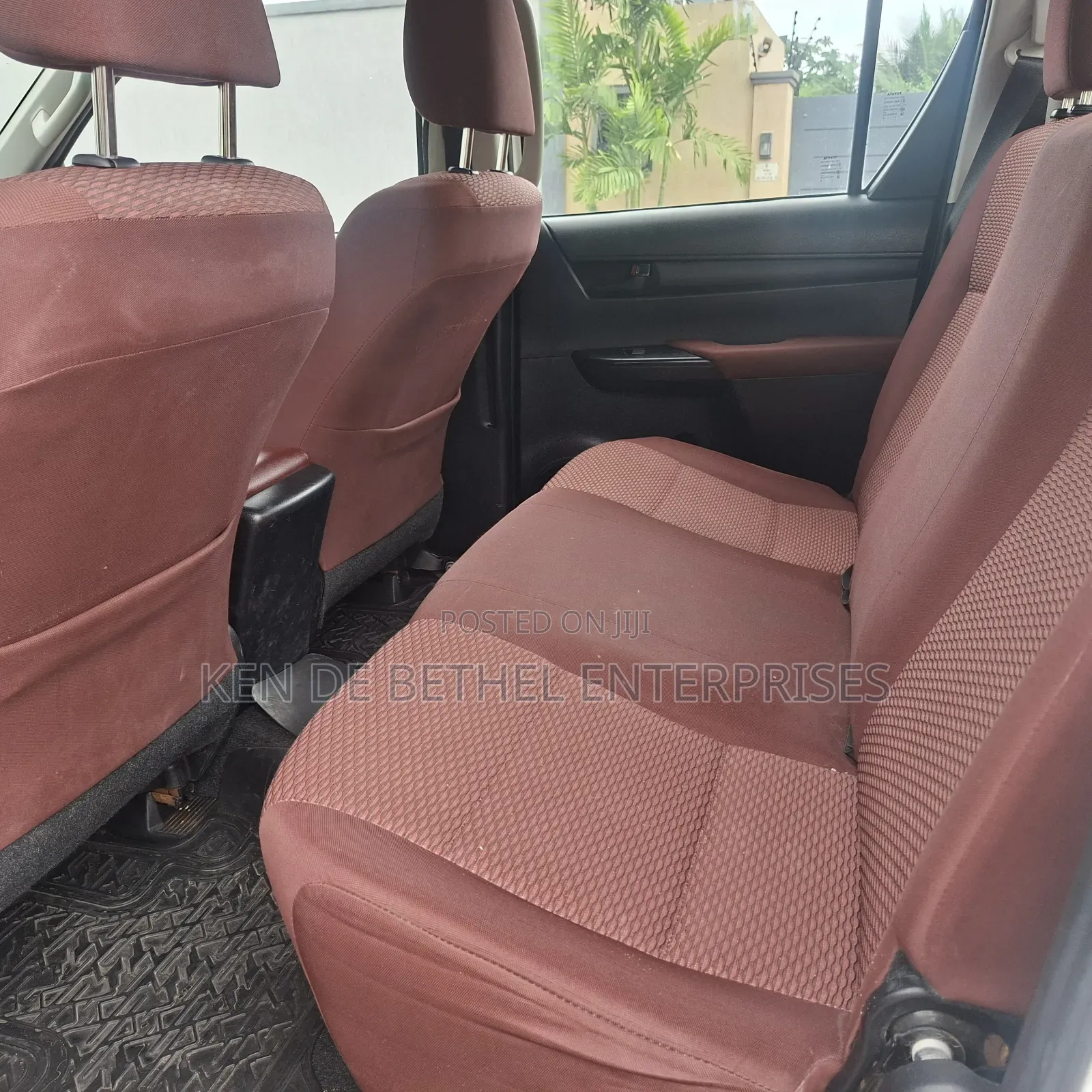Toyota Hilux 2019 White