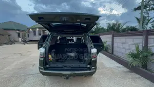 Toyota 4-Runner Limited 4dr 4x4 (4.0L 6cyl 5A) 2016 Green