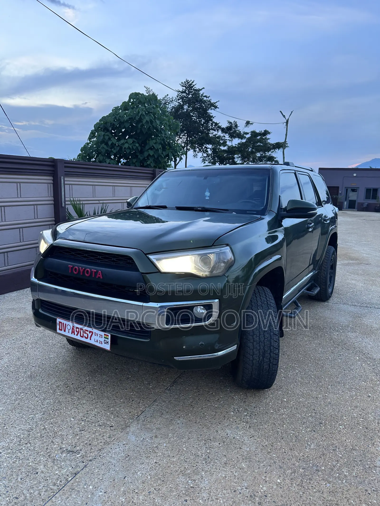 Toyota 4-Runner Limited 4dr 4x4 (4.0L 6cyl 5A) 2016 Green