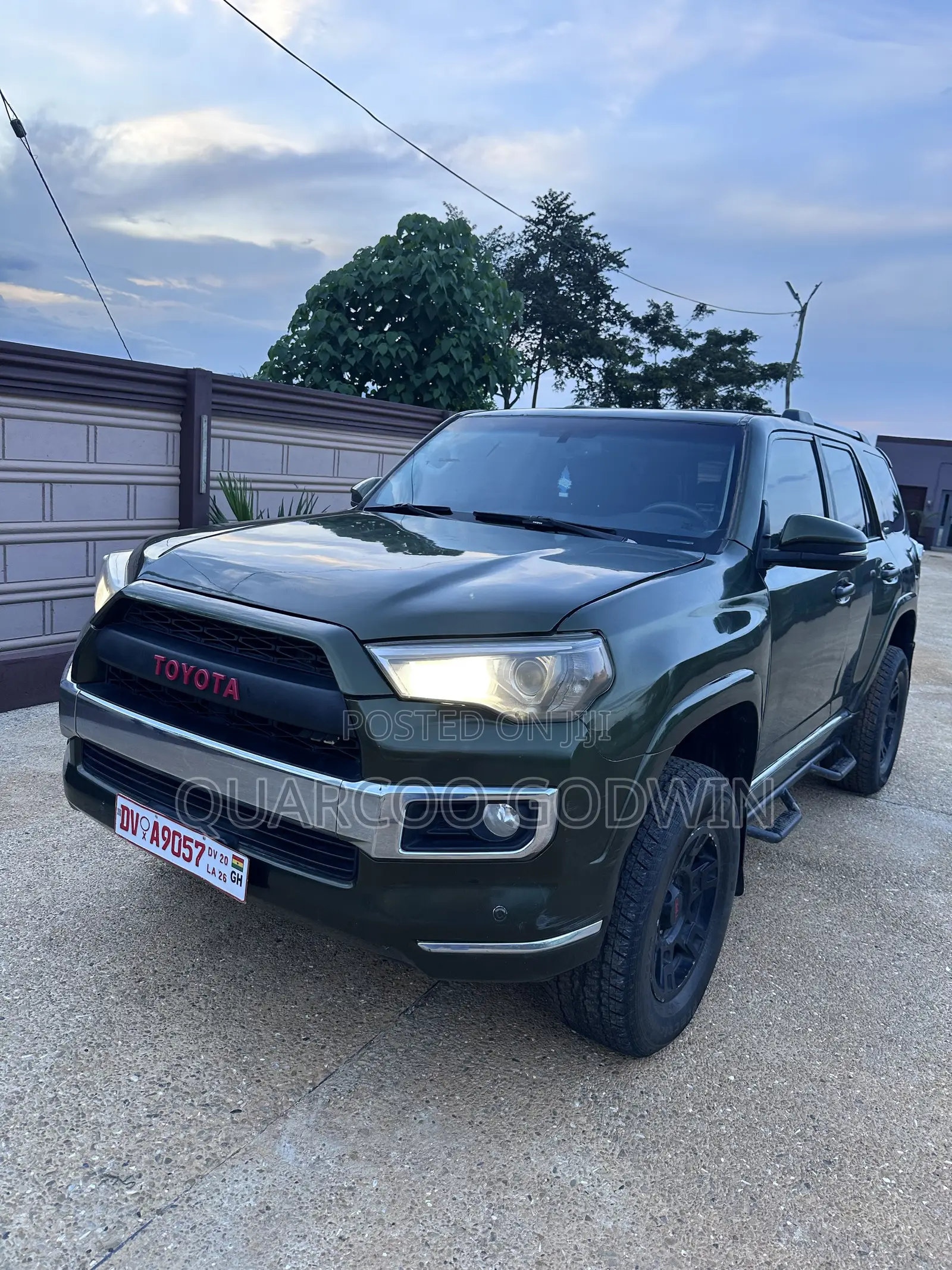 Toyota 4-Runner Limited 4dr 4x4 (4.0L 6cyl 5A) 2016 Green