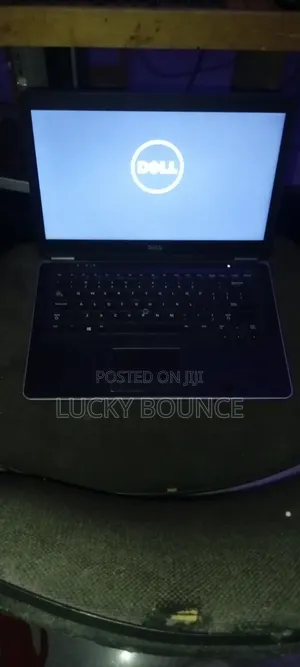 Laptop Dell Latitude E7450 12GB Intel Core i5 HDD+SSD 256GB