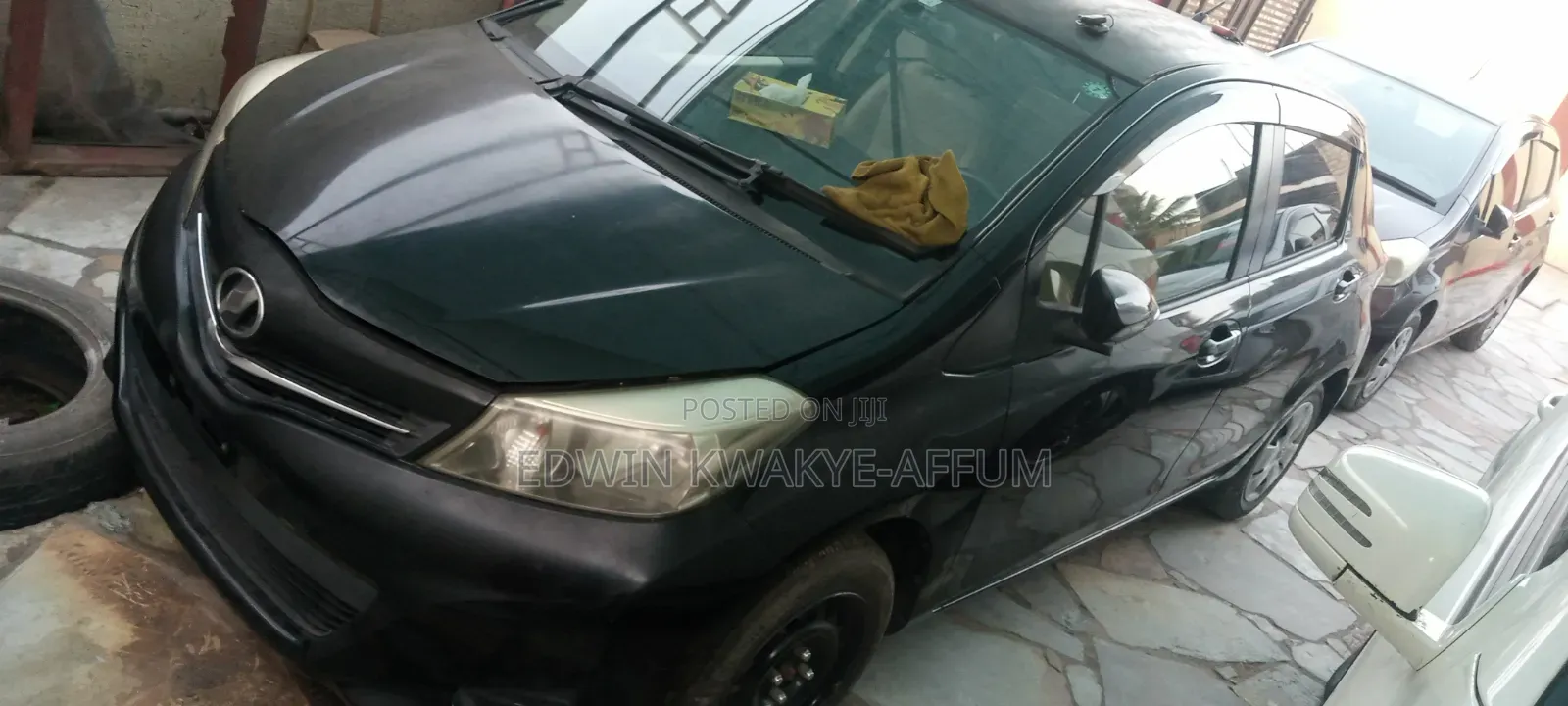 Toyota Vitz 2013 Black