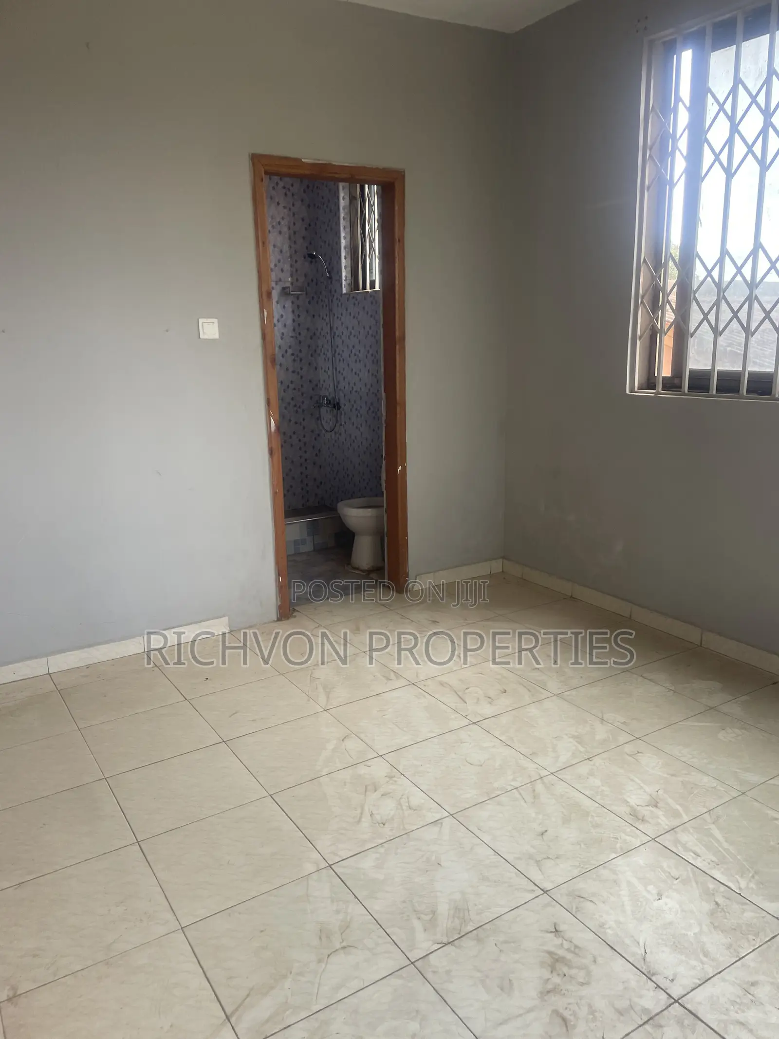 1bdrm Apartment in Richvon, Baatsona Total for rent