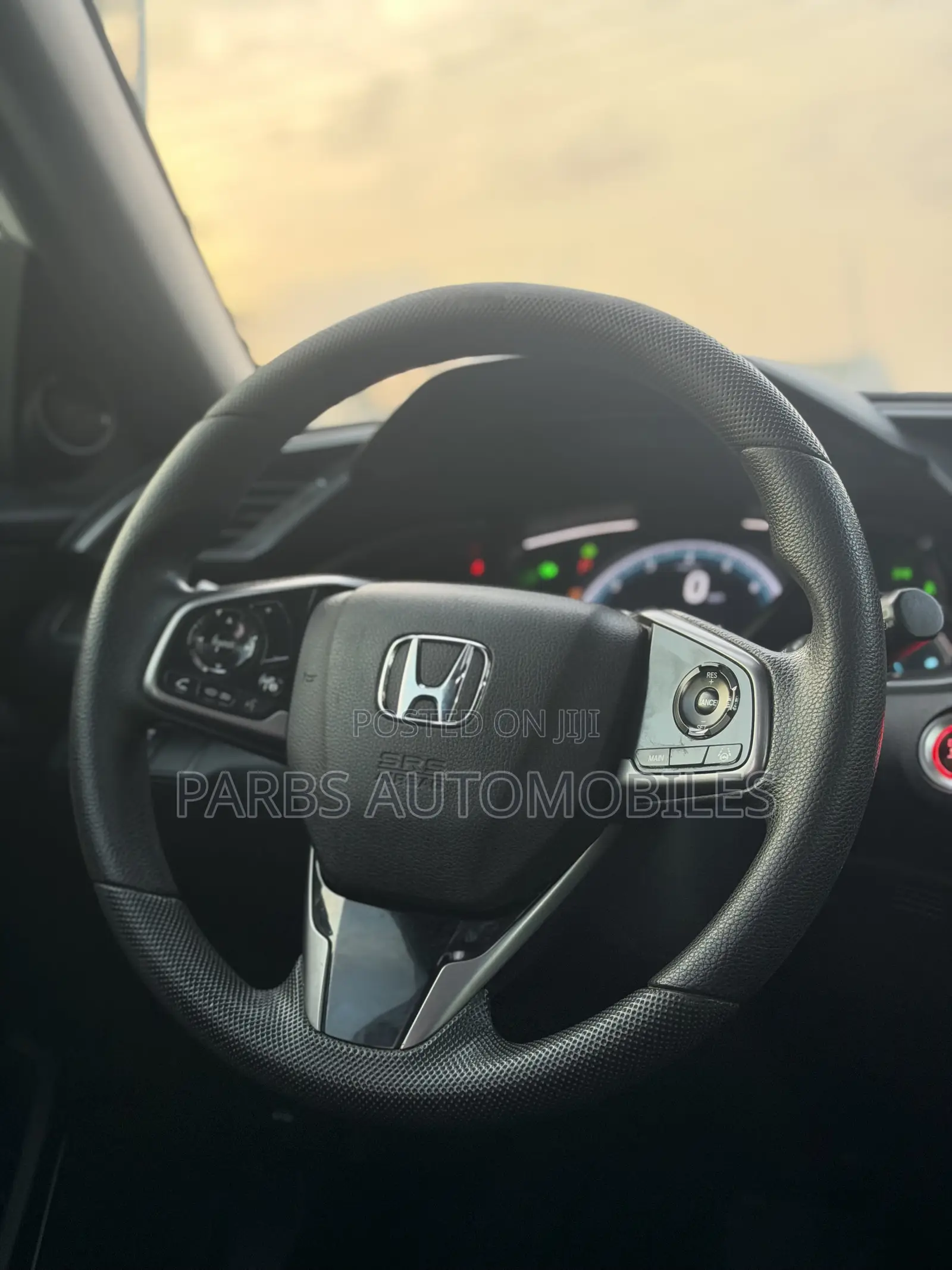 Honda Civic EX Hatchback 2019 White