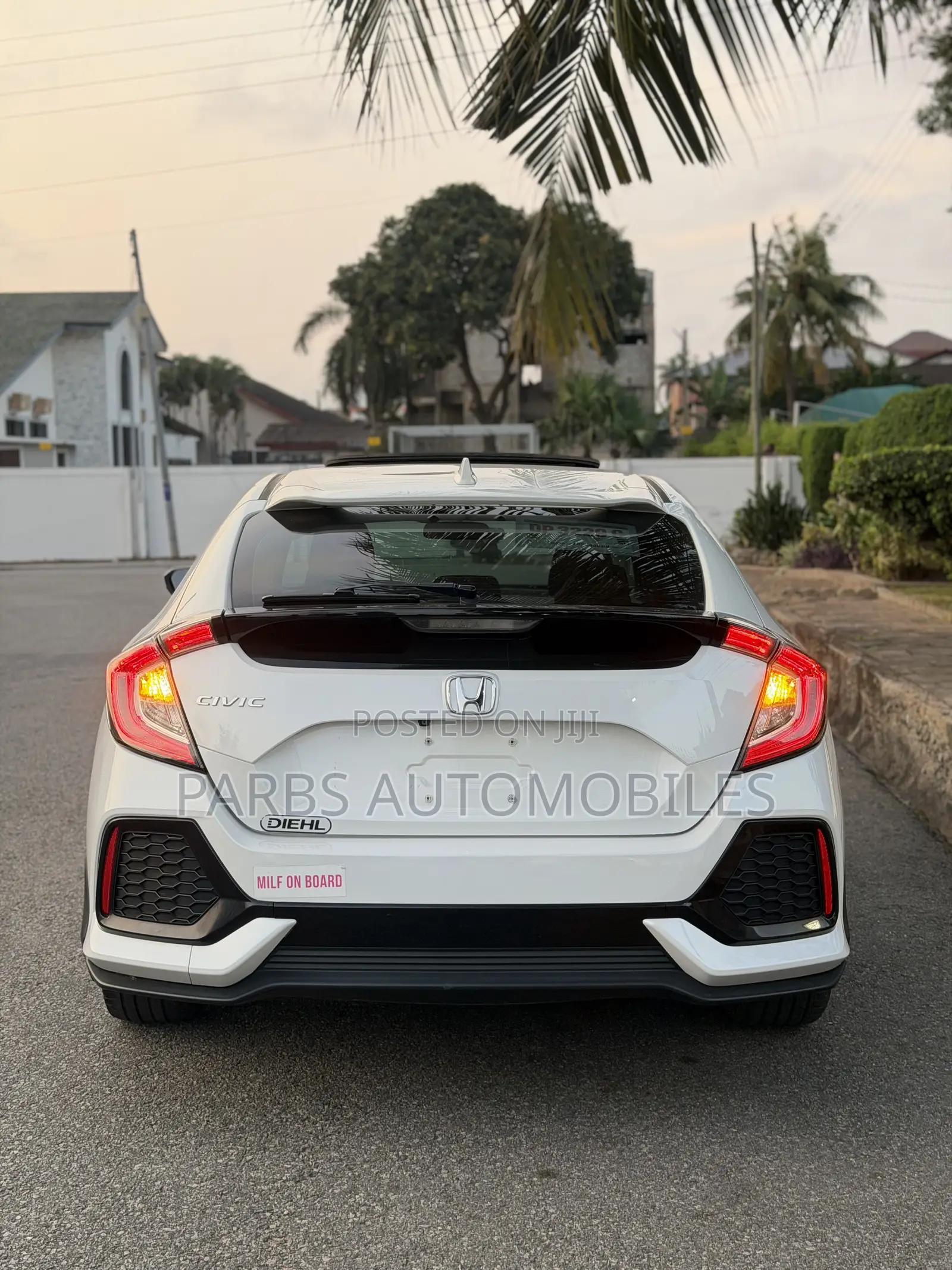 Honda Civic EX Hatchback 2019 White