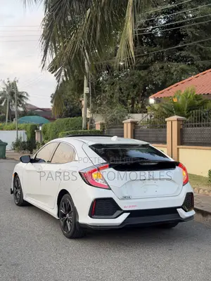 Honda Civic EX Hatchback 2019 White